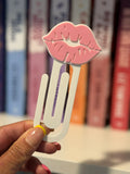 Kiss Clipmark Bookmark