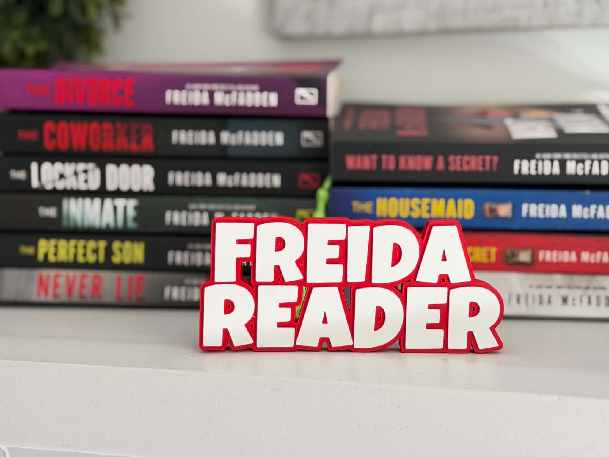 Freida Reader Shelf Sign