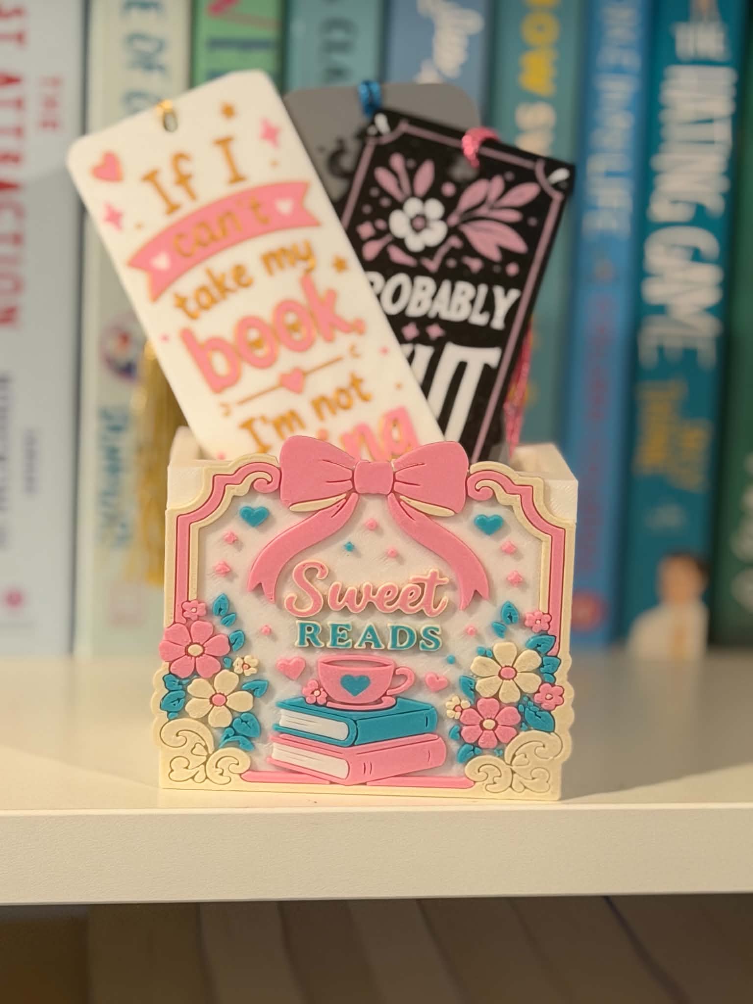 Sweet Reads Bookmark Holder