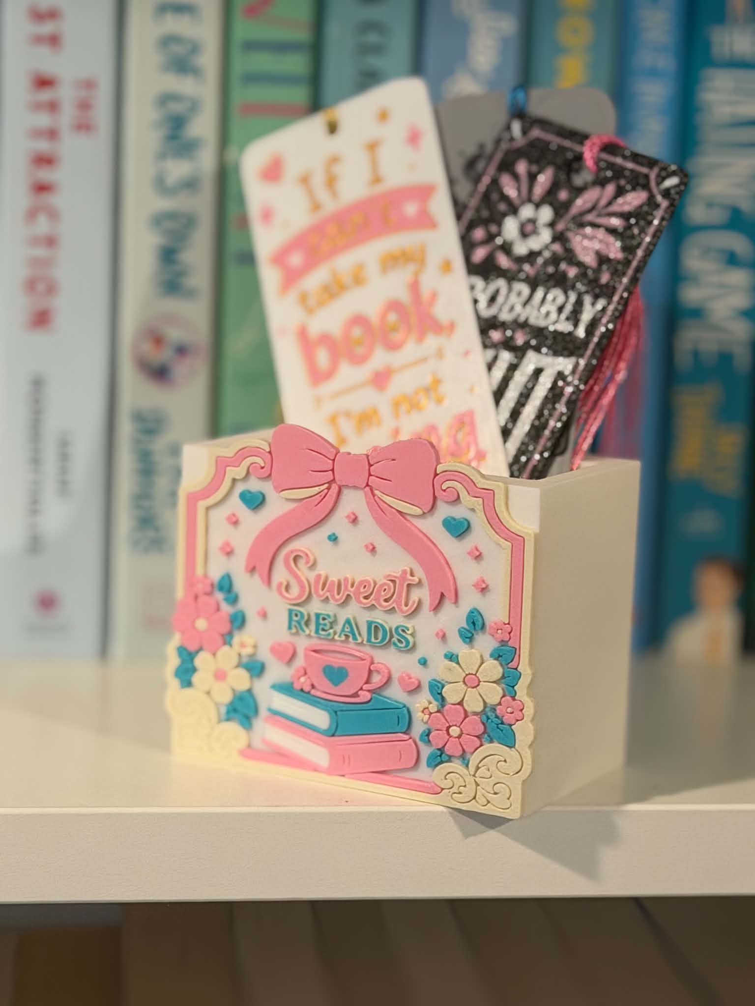 Sweet Reads Bookmark Holder